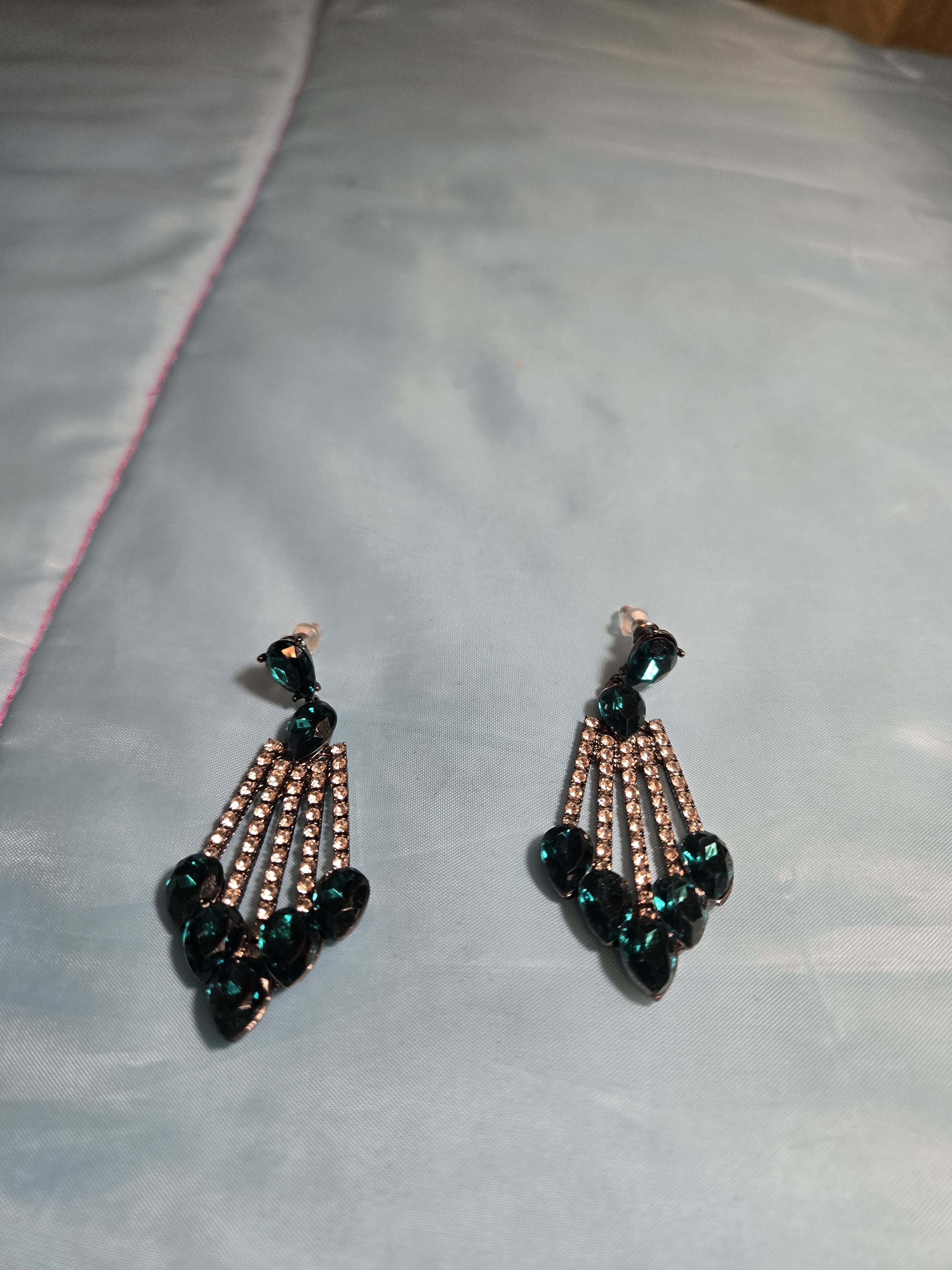 Emerald Green Teardrop Crystal Dangle Earrings - Women Jewelry
